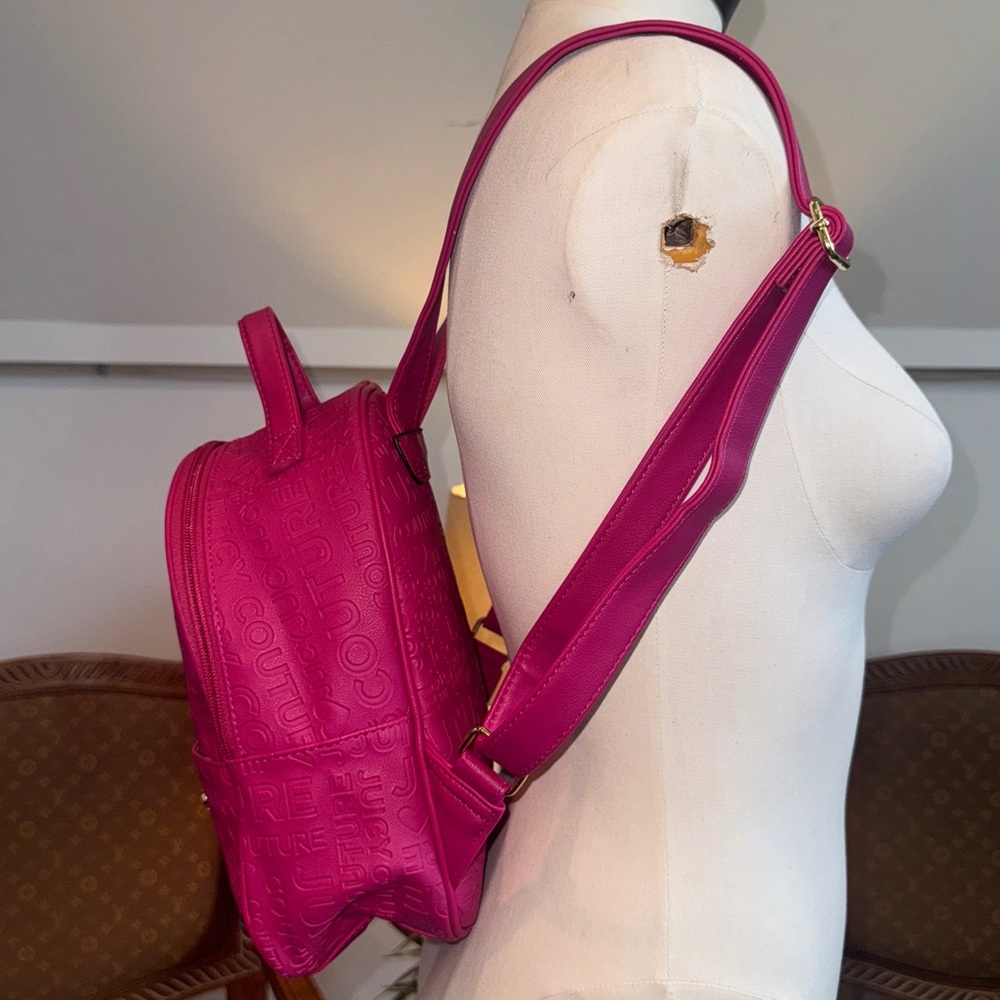 Juicy Couture Pink Backpack & Pouch - Picture 3 of 9